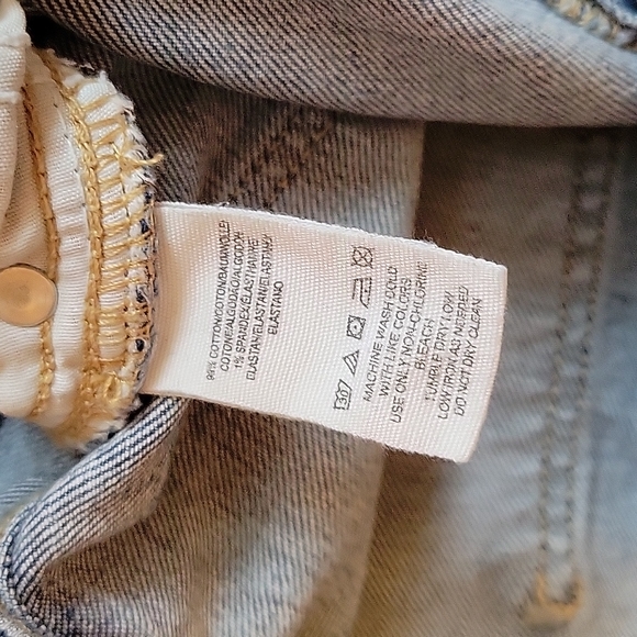 EUC Free People Distressed Boyfriend Jean 29 / 28 👖 Raw Hem - Picture 4 of 10